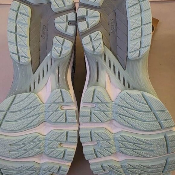 Women's Asics GT-2000 9 Knit Running Shoe Color : Grey / Silver Size : 9.5 - Picture 4 of 6